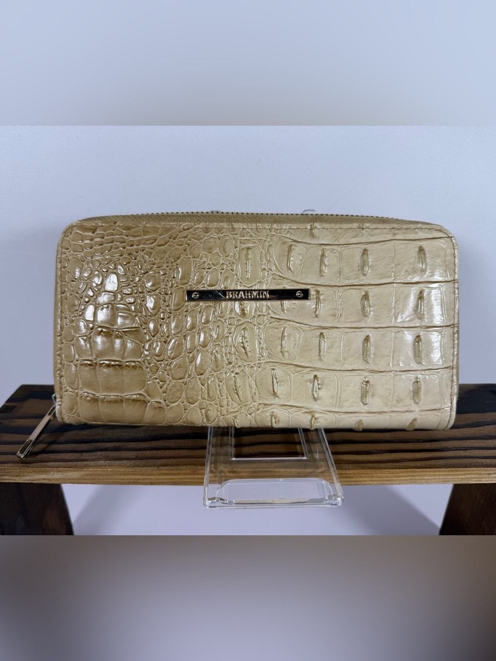 2156: Brahmin Croc Embossed Leather Zip Around Wallet Cream Beige